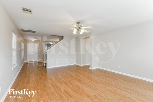 Building Photo - 21610 Rain Leaf Ct