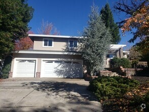 Building Photo - 18514 Lake Forest Dr