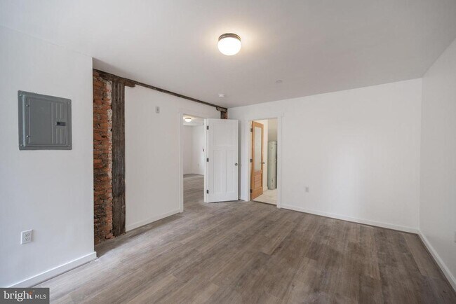 Foto del edificio - 711 W Thompson St