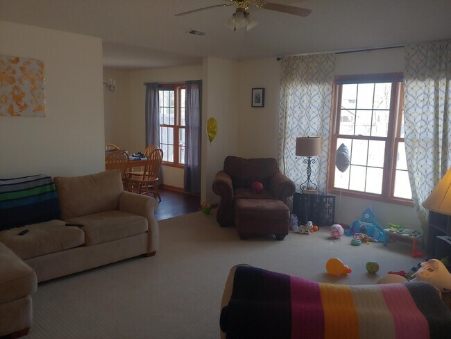 Building Photo - 3920 Stetson Dr