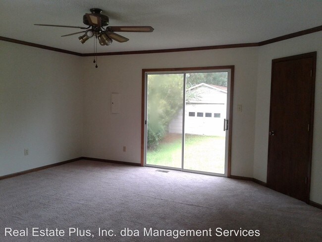 Building Photo - 3 br, 2.5 bath House - 109 Foxhall St.