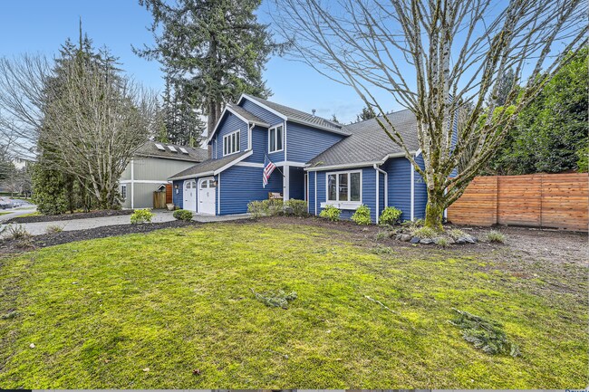 Building Photo - Sammamish Home