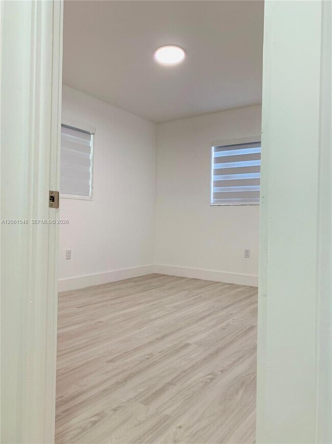 Building Photo - 5441 NW 174th Dr