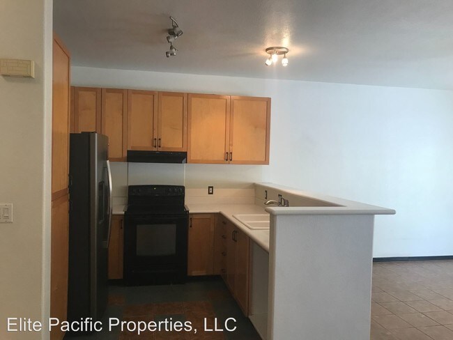 Building Photo - 7110 Hawaii Kai Dr