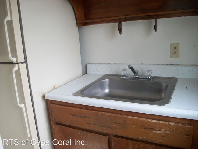 Building Photo - 4826 Triton Ct E