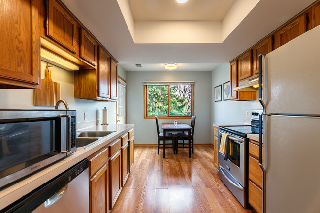 Kitchen - 6247 Magda Dr