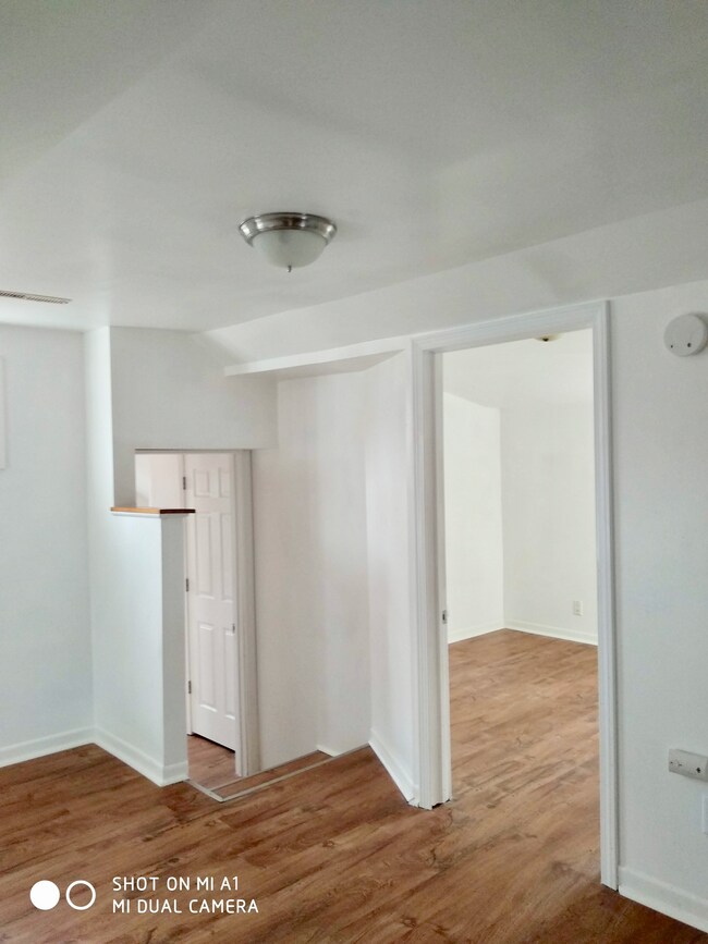 Foto del edificio - 2939 Sach St