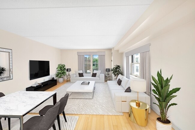 Building Photo - 108 Peterborough St