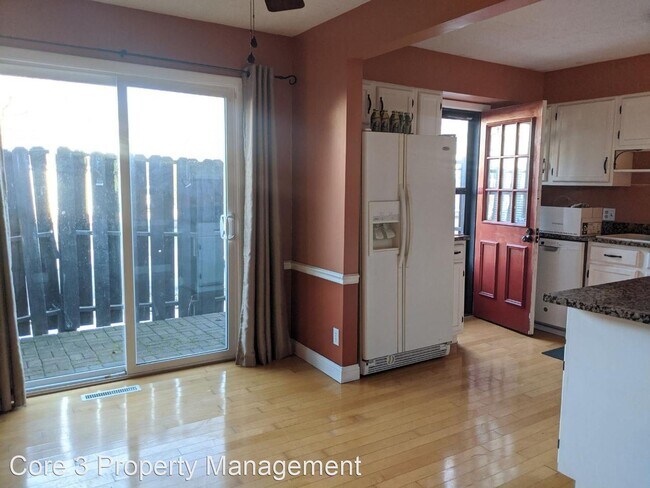 Foto del edificio - 3 br, 1.5 bath House - 1108 E. Jefferson #14