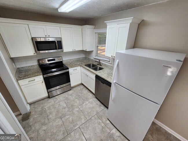 Foto del edificio - 1575 Wildwood Rd NE