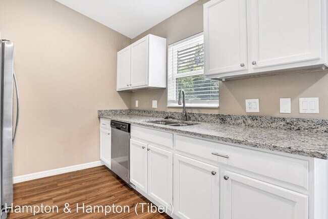 Building Photo - 3 br, 2 bath House - 327 BLUE BAYOU DR
