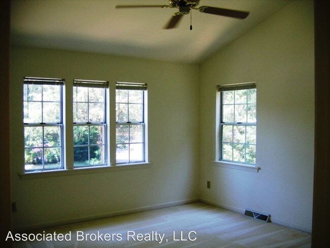 Foto del edificio - 3 br, 2.5 bath House - 3103 Mollifield Lane