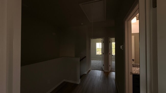 Building Photo - 3329 Eastland St