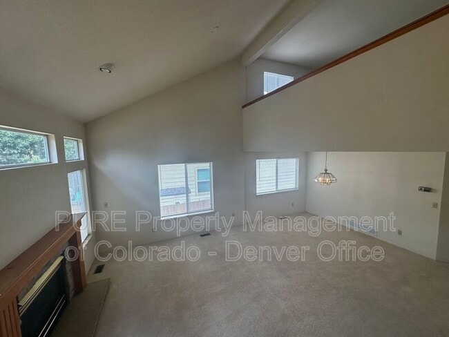 Building Photo - 9705 W Powers Cir