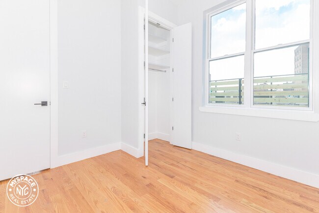 Building Photo - 2178 Bergen St