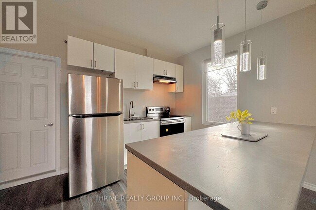 Photo du bâtiment - 119 McClary Ave