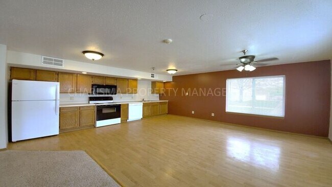 Foto del edificio - 4605 E 26th St