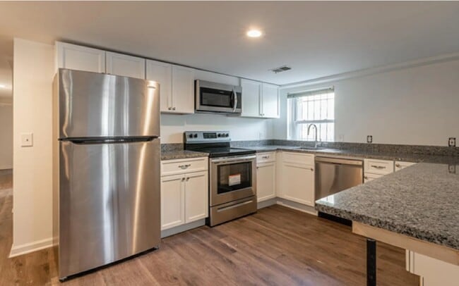 Building Photo - 2914 13th St NW
