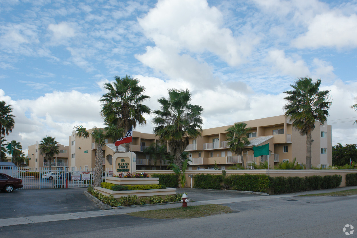 Primary Photo - El Paraiso at Hialeah