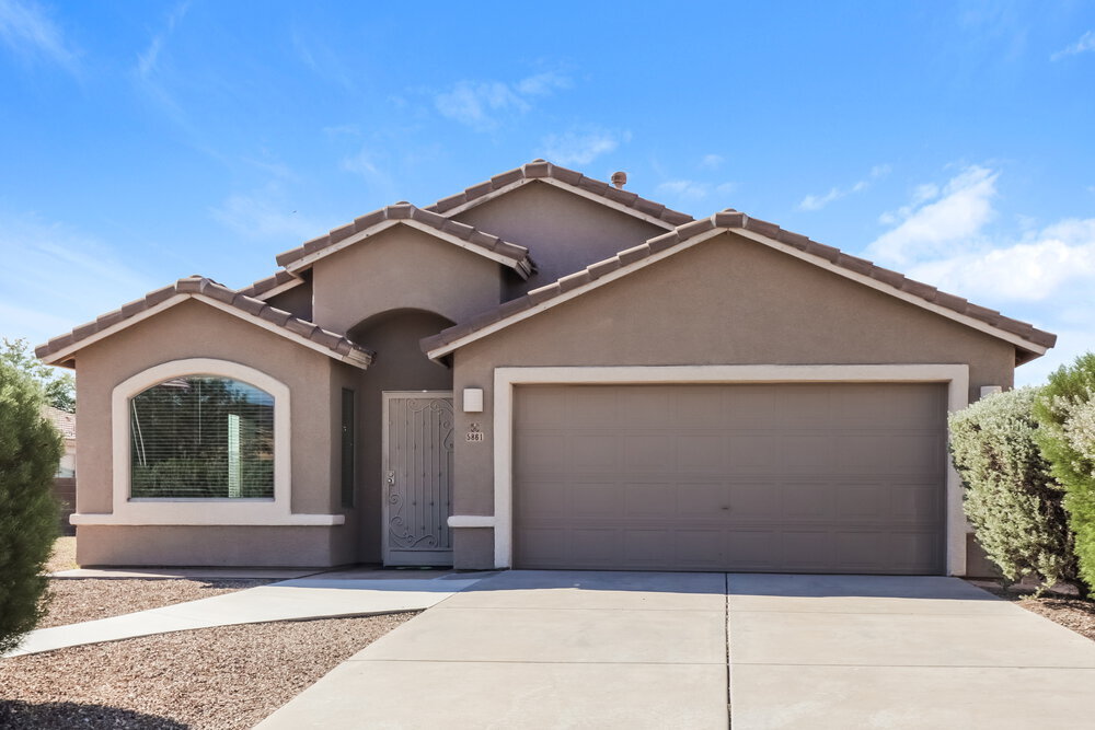 Foto principal - 5861 W Agave Bloom Ln