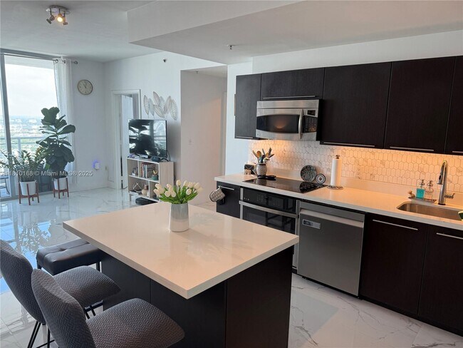 Foto del edificio - 90 SW 3rd St