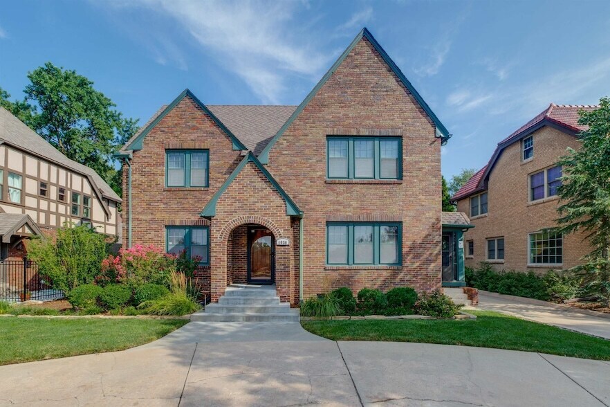 Foto principal - 1536 W 13th St N
