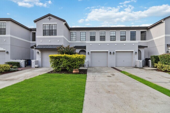 Foto del edificio - Beautiful 2/2.5 Townhome W/ 1 Car Garage L...