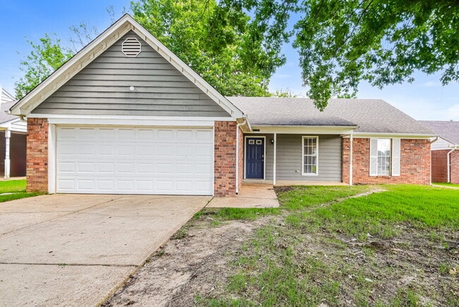 Building Photo - 10378 Yates Dr
