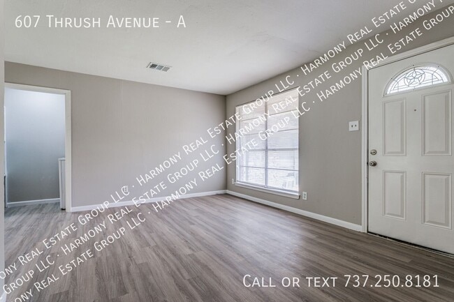Building Photo - 607 Thrush Ave