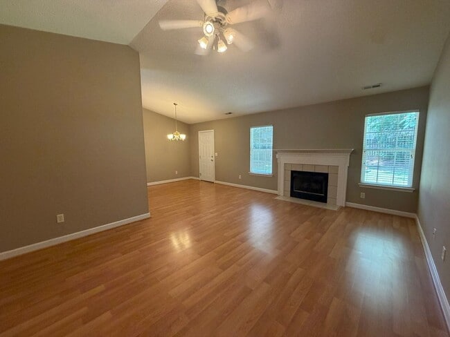 Building Photo - 2236 Mancke Dr
