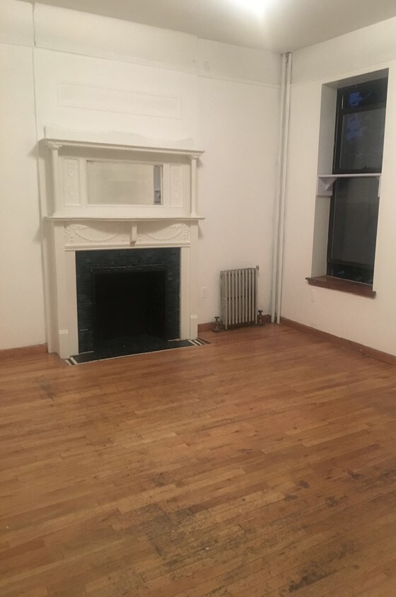 Primary Photo - 930 Columbus Ave