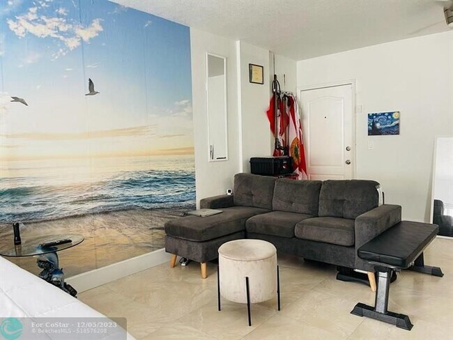 Foto del edificio - 3349 NE 33rd St