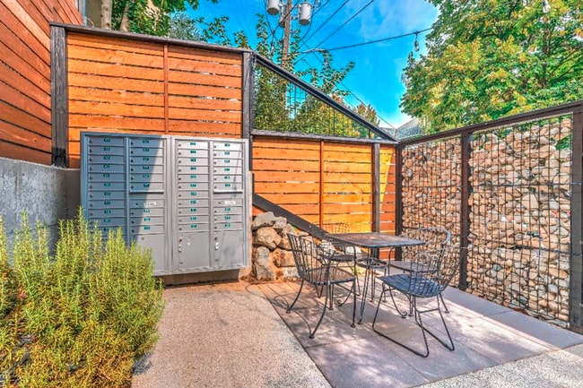 Foto del edificio - Soleil Apartments