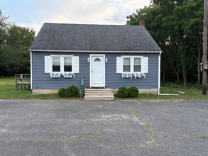 Building Photo - 668 Shiloh Pike