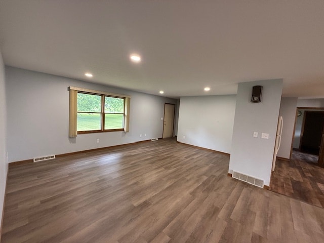 Building Photo - 4456 Seville Rd