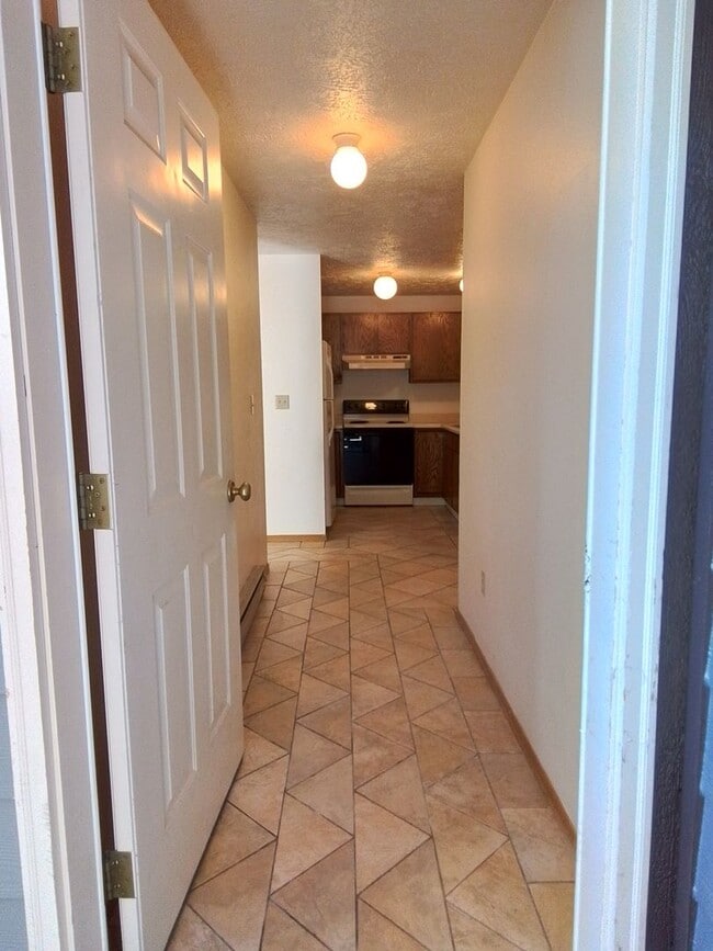 Foto del edificio - 719 S Church Ave