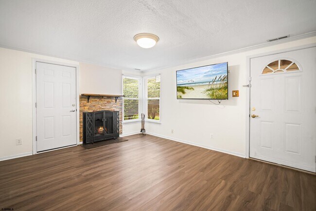 Foto del edificio - 73 Pheasant Meadow Dr