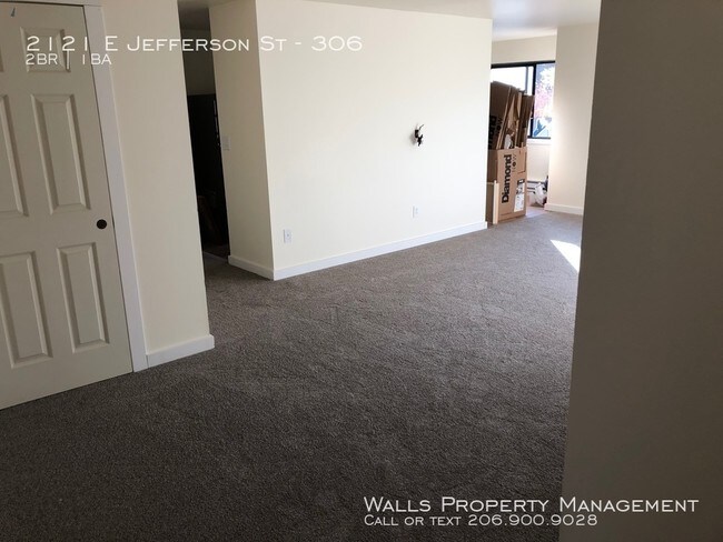 Foto del edificio - 2121 E Jefferson St