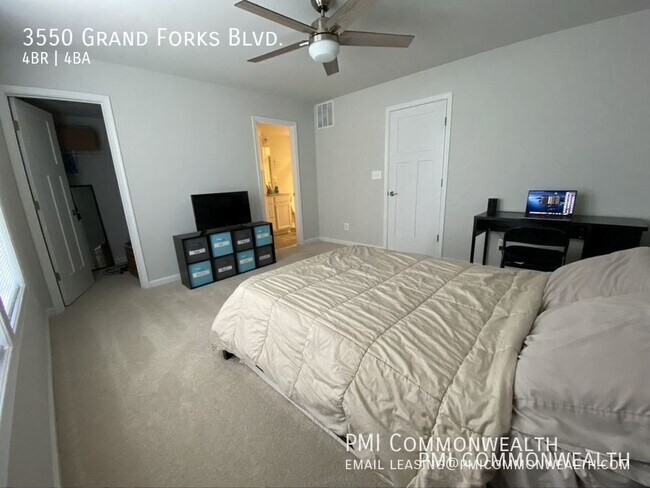 Foto del edificio - 3550 Grand Forks Blvd