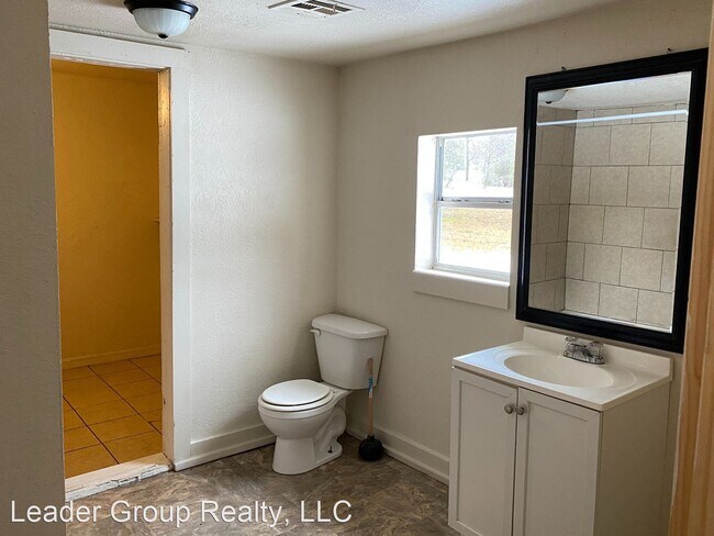 Building Photo - 2 br, 1 bath House - 47 W Seneca