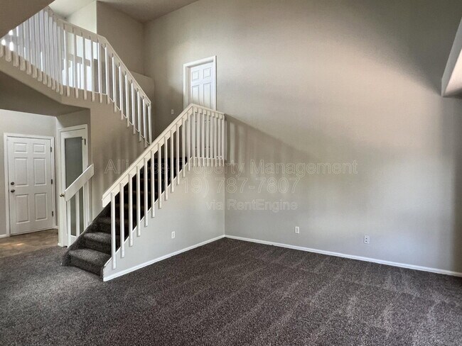 Foto del edificio - 5671 Vermillion Bluffs Dr