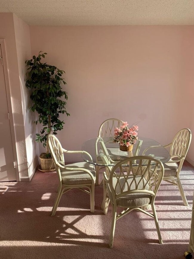 Building Photo - Furnished 2bed 2 bath condo at Myrtle Greens