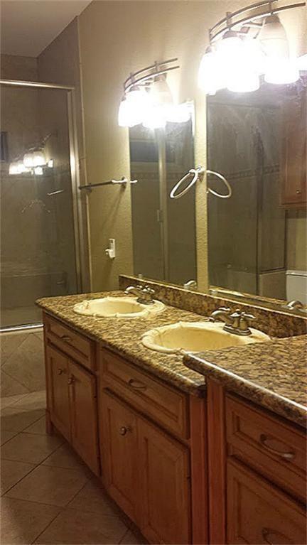 Building Photo - 8615 Sweetbrush Dr