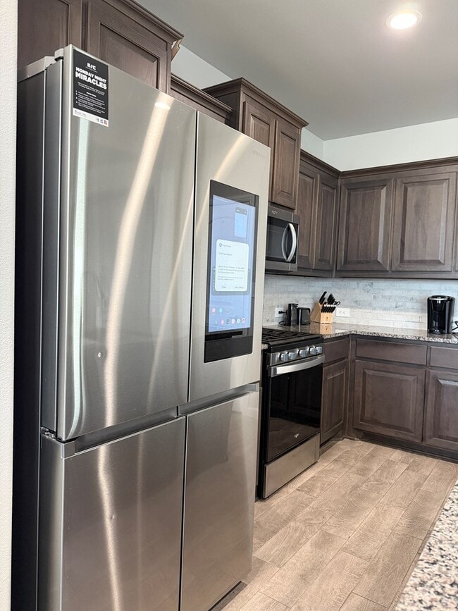 Building Photo - 7104 Thomas Paine Rd