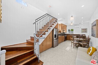 Building Photo - 10623 W Olympic Blvd