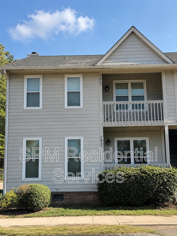 Building Photo - 1811 Savannah Ct