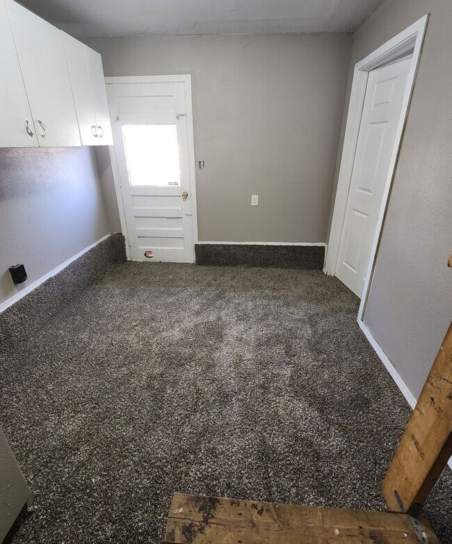 Foto del edificio - 4 Bedroom House Available now OKC