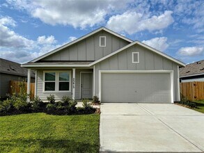 Building Photo - 25415 Birch Hl Dr
