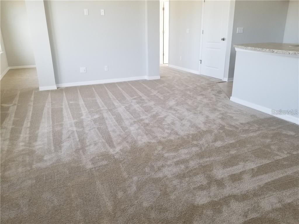 Foto del edificio - 13201 Granger Ave