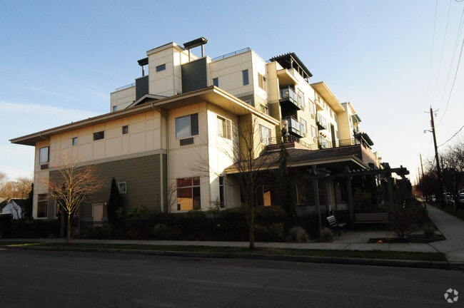 Building Photo - Merrill Gardens at Renton Centre